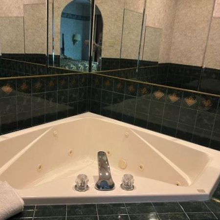Garden Inn New Castle Luaran gambar